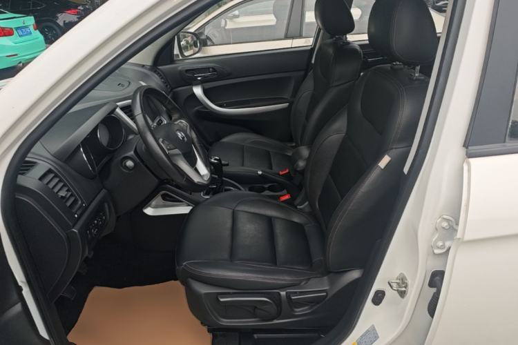 Used CHANGAN CS35 2016 1.6L Manual Luxury Model China IV Left Front Seat