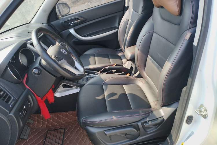 Used CHANGAN CS35 2016 1.6L Automatic Luxury Model China IV Standard Left Front Seat
