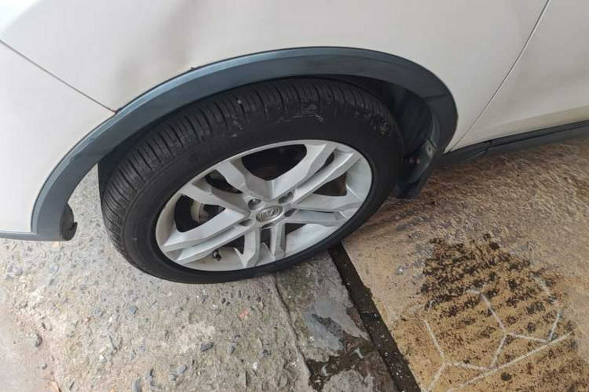 Used CHANGAN CS35 2016 1.6L Manual Luxury Model China V Standard Left Front Wheel Hub