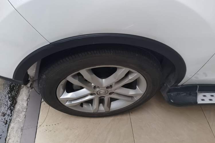 Used CHANGAN CS35 2016 1.6L Automatic Luxury Model China IV Standard Left Front Wheel Hub