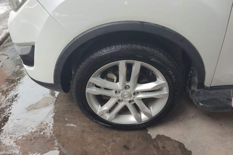 Used CHANGAN CS35 2016 1.6L Automatic Luxury Model China IV Standard Left Front Wheel Hub
