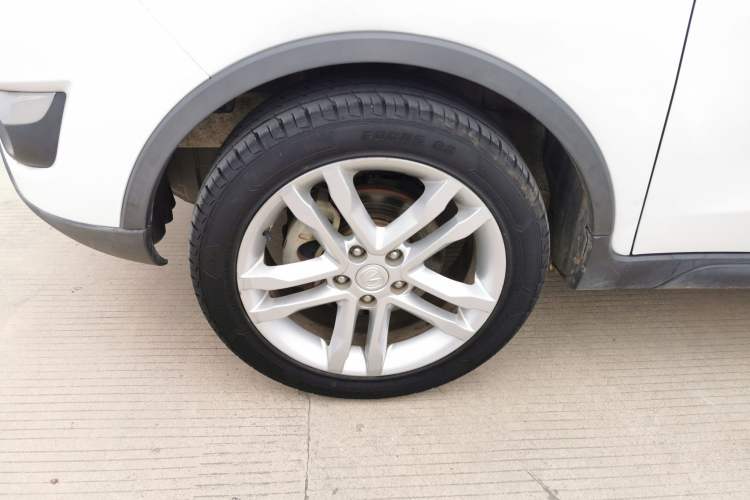 Used CHANGAN CS35 2016 1.6L Manual Luxury Model China V Standard Left Front Wheel Hub