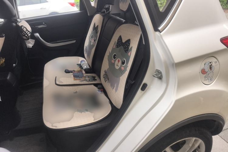 Used CHANGAN CS35 2016 1.6L Automatic Luxury Model China IV Standard Left Rear Seat