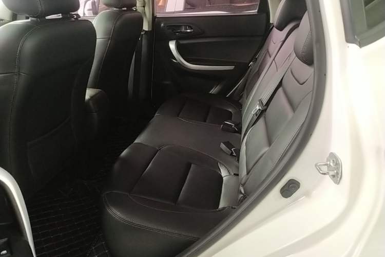 Used CHANGAN CS35 2016 1.6L Manual Luxury Model China IV Standard Left Rear Seat