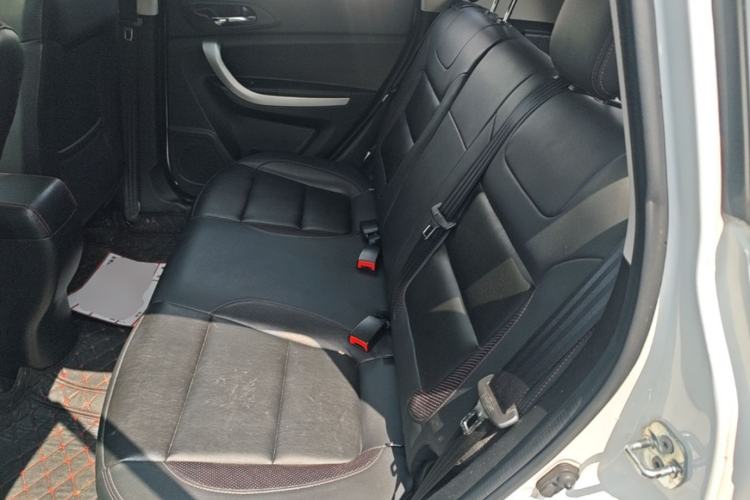 Used CHANGAN CS35 2016 1.6L Automatic Luxury Model China IV Standard Left Rear Seat