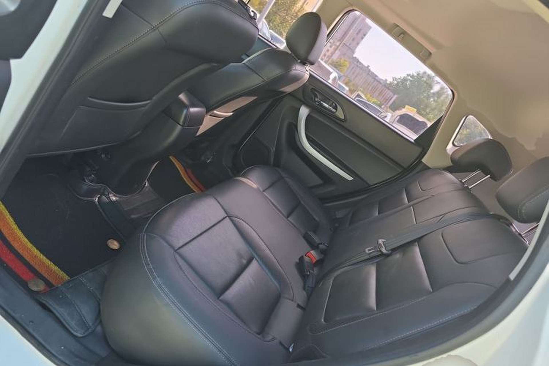 Used CHANGAN CS35 2016 1.6L Automatic Luxury Model China V Standard Left Rear Seat