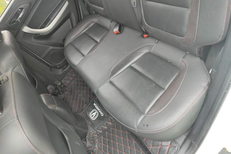 Used CHANGAN CS35 2016 1.6L Automatic Luxury Model China V Standard Left Rear Seat