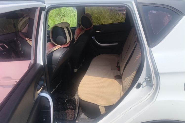 Used CHANGAN CS35 2016 1.6L Manual Luxury Model China V Standard Left Rear Seat