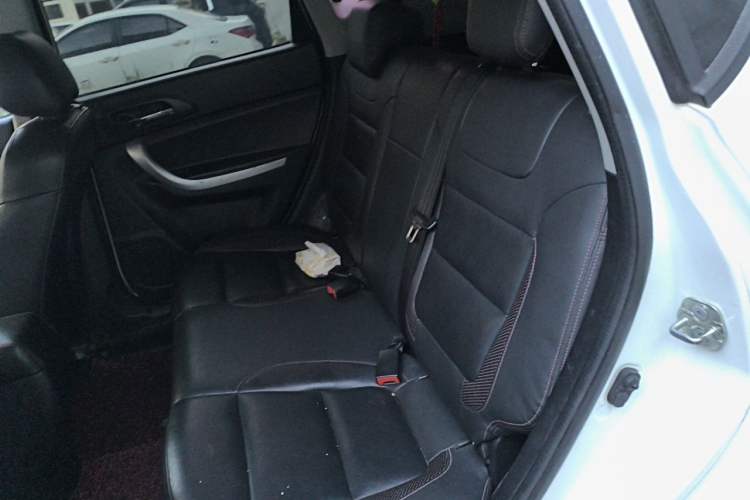 Used CHANGAN CS35 2016 1.6L Manual Luxury Model China V Standard Left Rear Seat