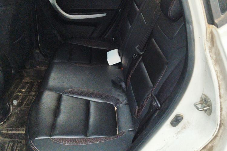 Used CHANGAN CS35 2016 1.6L Manual Luxury Model China V Standard Left Rear Seat