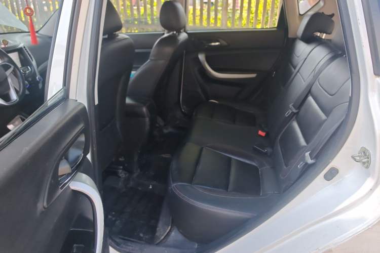 Used CHANGAN CS35 2016 1.6L Manual Luxury Model China IV Standard Left Rear Seat
