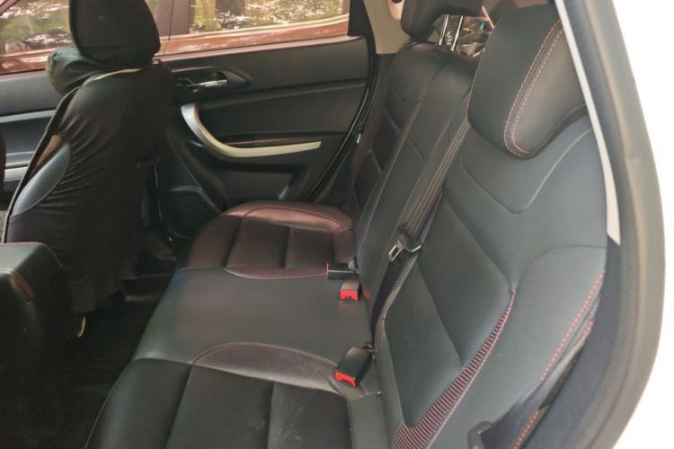Used CHANGAN CS35 2016 1.6L Automatic Luxury Model China IV Standard Left Rear Seat