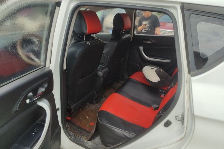 Used CHANGAN CS35 2016 1.6L Manual Luxury Model China IV Standard Left Rear Seat