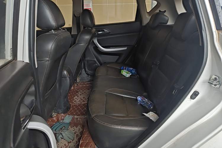 Used CHANGAN CS35 2016 1.6L Manual Luxury Model China IV Standard Left Rear Seat