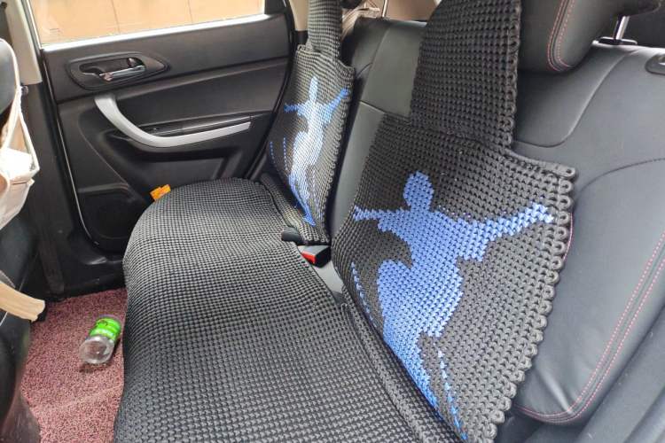 Used CHANGAN CS35 2016 1.6L Manual Luxury Model China V Standard Left Rear Seat