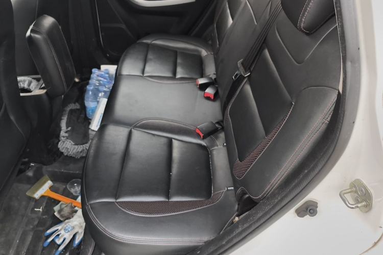 Used CHANGAN CS35 2016 1.6L Automatic Luxury Model China IV Standard Left Rear Seat