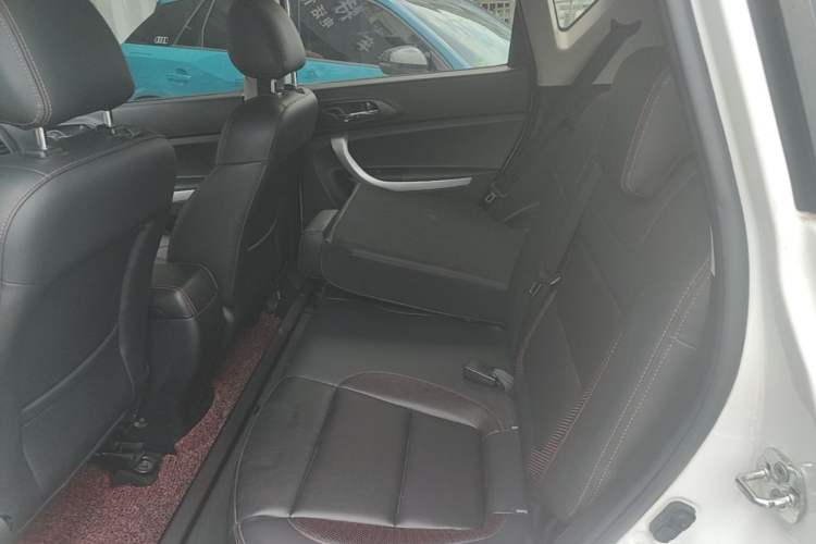 Used CHANGAN CS35 2016 1.6L Manual Luxury Model China V Standard Left Rear Seat