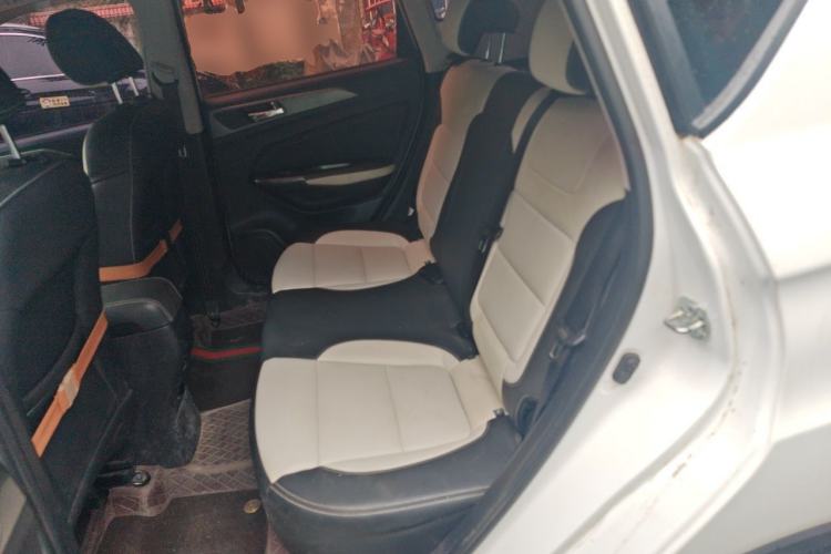 Used CHANGAN CS35 2016 1.6L Manual Luxury Model China IV Standard Left Rear Seat