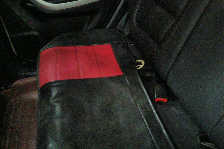 Used CHANGAN CS35 2016 1.6L Manual Luxury Model China IV Standard Left Rear Seat