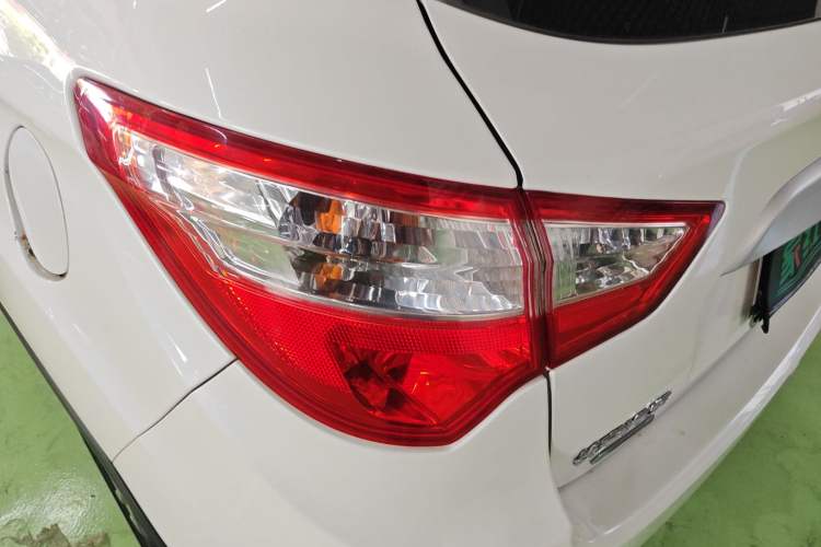 Used CHANGAN CS35 2016 1.6L Automatic Luxury Model China V Standard Left Rear Taillight