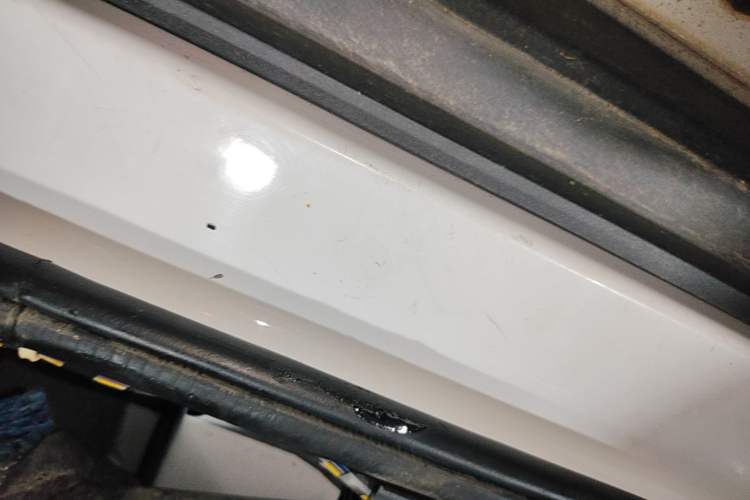 Used CHANGAN CS35 2016 1.6L Automatic Luxury Model China IV Standard Left Side Sill