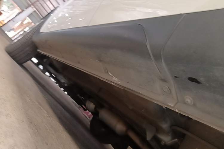 Used CHANGAN CS35 2016 1.6L Automatic Luxury Model China IV Standard Left Side Sill