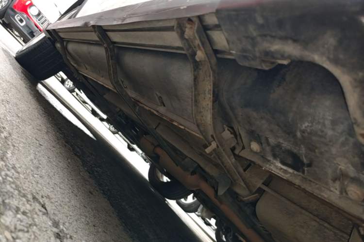 Used CHANGAN CS35 2016 1.6L Automatic Luxury Model China IV Standard Left Side Sill
