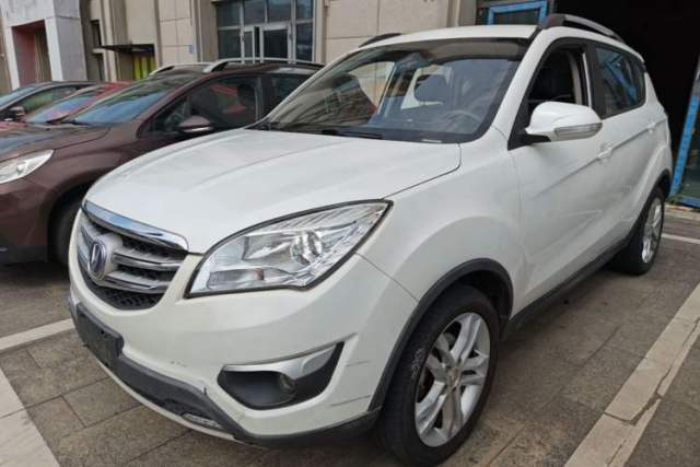 Ojetý CHANGAN CS35 2016 1.6L Manual Luxury Model China IV Standard