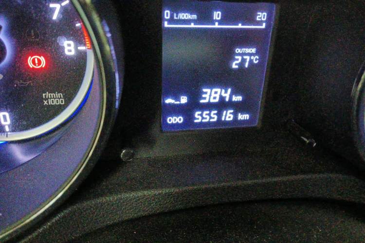 Used CHANGAN CS35 2016 1.6L Manual Luxury Model China IV Standard Odometer Close Up