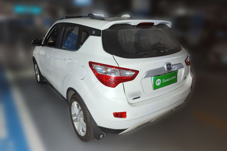 Used CHANGAN CS35 2016 1.6L Automatic Luxury Model China IV Standard Rear Left 45 Deg