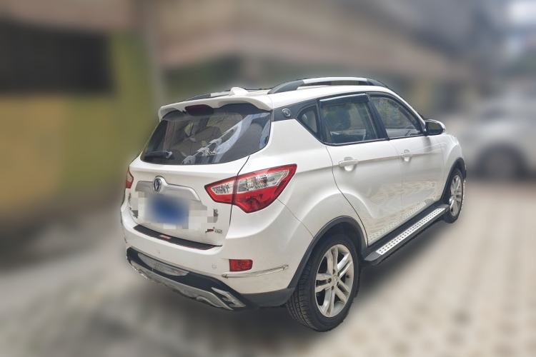 Used CHANGAN CS35 2016 1.6L Manual Luxury Model China IV Standard Rear Right 45 Deg