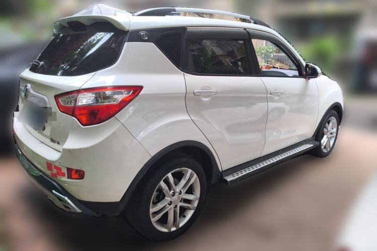 Used CHANGAN CS35 2016 1.6L Manual Luxury Model China IV Standard Rear Right 45 Deg