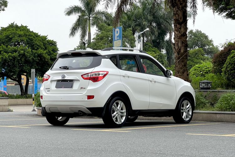 Used CHANGAN CS35 2016 1.6L Automatic Luxury Model China V Standard Rear Right 45 Deg