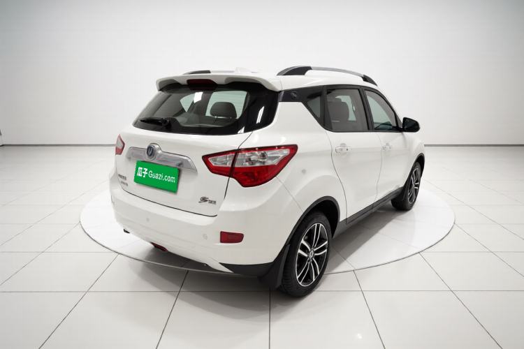 Used CHANGAN CS35 2016 1.6L Manual Luxury Model China IV Standard Rear Right 45 Deg