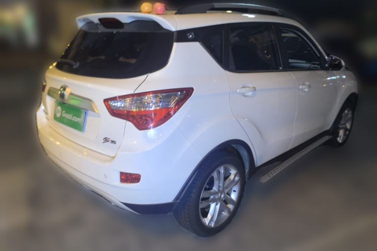 Used CHANGAN CS35 2016 1.6L Automatic Luxury Model China IV Standard Rear Right 45 Deg