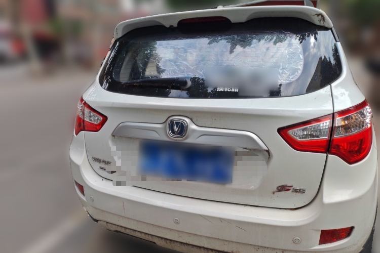 Used CHANGAN CS35 2016 1.6L Manual Luxury Model China V Standard Rear