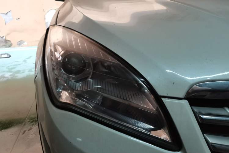 Used CHANGAN CS35 2016 1.6L Manual Luxury Model China IV Standard Right Front Headlight