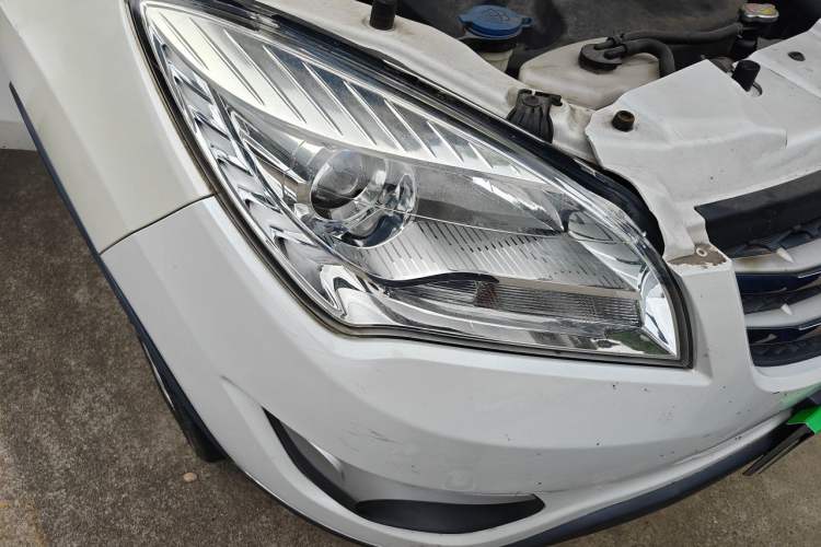 Used CHANGAN CS35 2016 1.6L Manual Luxury Model China V Standard Right Front Headlight