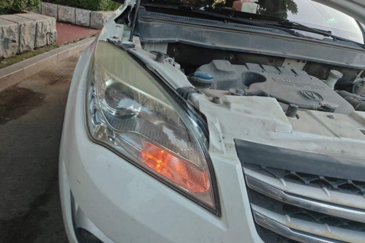 Used CHANGAN CS35 2016 1.6L Manual Luxury Model China V Standard Right Front Headlight