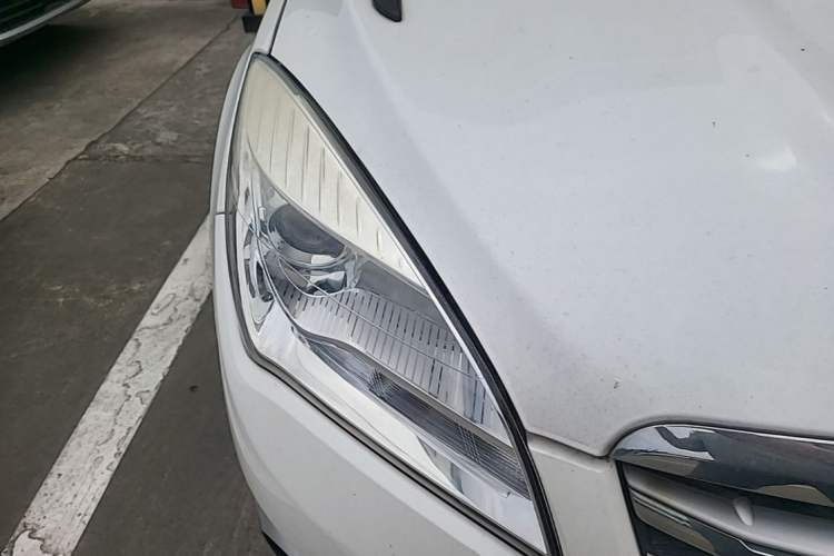 Used CHANGAN CS35 2016 1.6L Manual Luxury Model China IV Standard Right Front Headlight