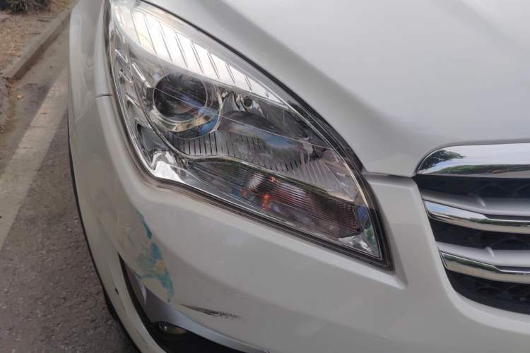 Used CHANGAN CS35 2016 1.6L Manual Luxury Model China V Standard Right Front Headlight