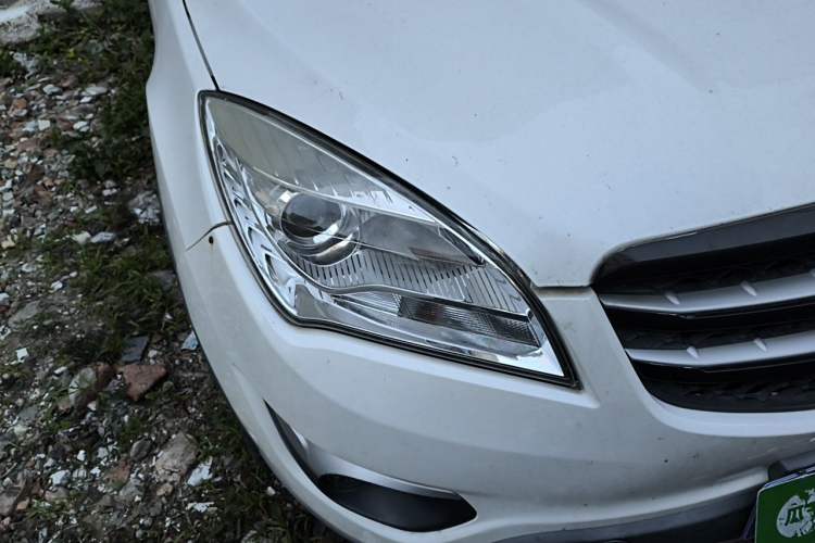 Used CHANGAN CS35 2016 1.6L Manual Luxury Model China V Standard Right Front Headlight