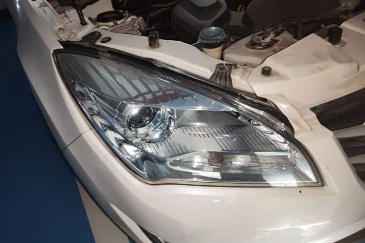 Used CHANGAN CS35 2016 1.6L Automatic Luxury Model China IV Standard Right Front Headlight