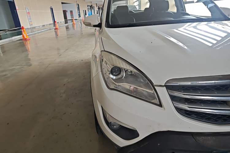 Used CHANGAN CS35 2016 1.6L Manual Luxury Model China IV Standard Right Front Headlight
