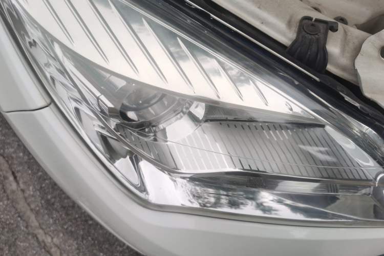Used CHANGAN CS35 2016 1.6L Manual Luxury Model China IV Standard Right Front Headlight