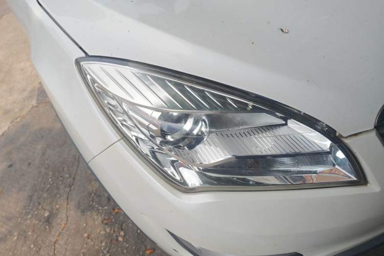 Used CHANGAN CS35 2016 1.6L Automatic Prestige Model China IV Standard Right Front Headlight