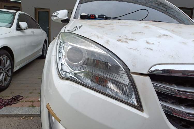 Used CHANGAN CS35 2016 1.6L Automatic Luxury Model China V Standard Right Front Headlight
