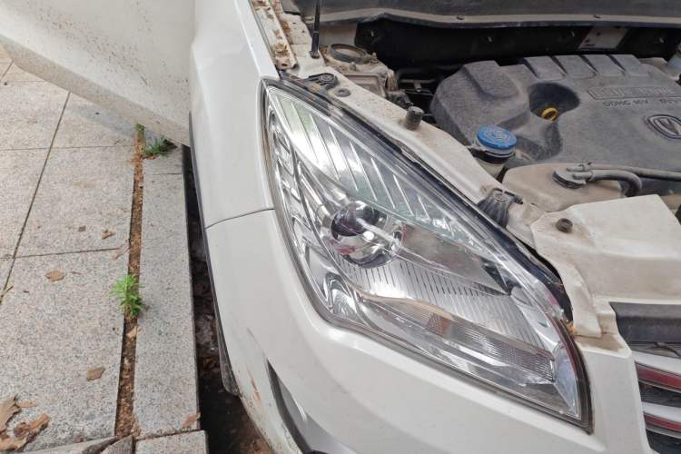 Used CHANGAN CS35 2016 1.6L Manual Luxury Model China V Standard Right Front Headlight