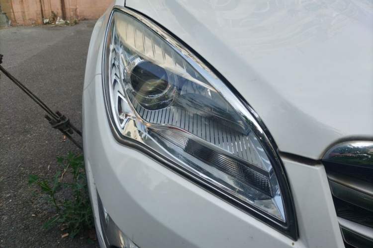 Used CHANGAN CS35 2016 1.6L Manual Luxury Model China IV Standard Right Front Headlight