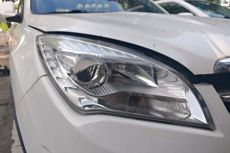 Used CHANGAN CS35 2016 1.6L Manual Luxury Model China V Standard Right Front Headlight